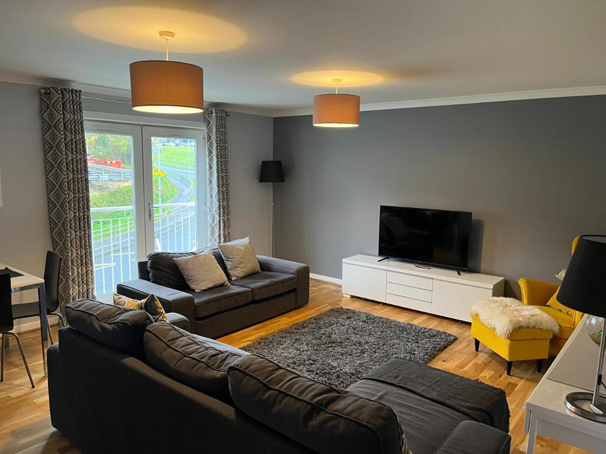 Flat Three, 212 Eaglesham Road, East Kilbride, Glasgow Zewnętrze zdjęcie
